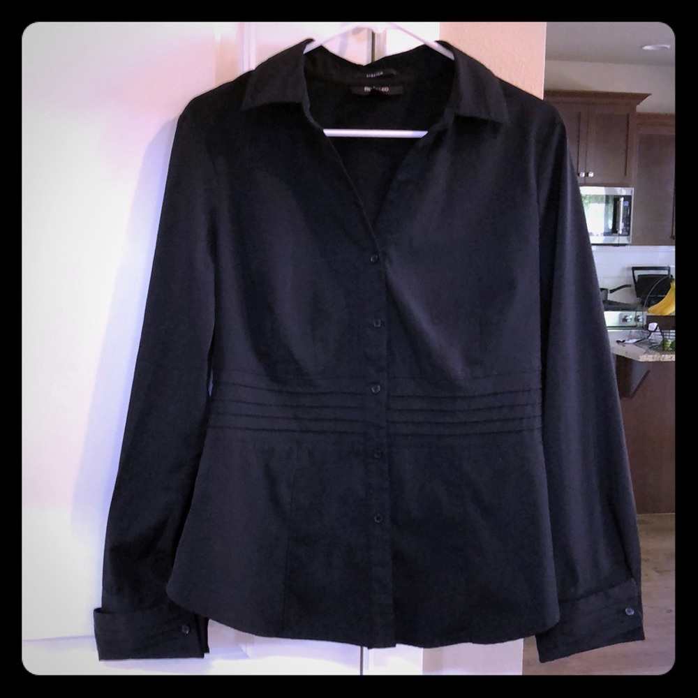 Stretch button down top